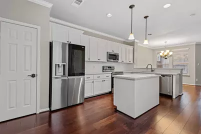 107 S Spiral Vine Circle, The Woodlands, TX 77381 - Photo 17