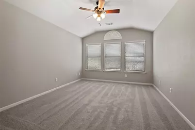 107 S Spiral Vine Circle, The Woodlands, TX 77381 - Photo 25