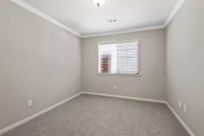 107 S Spiral Vine Circle, The Woodlands, TX 77381 - Photo 33