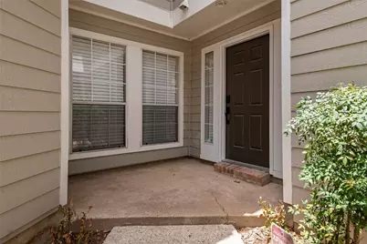 107 S Spiral Vine Circle, The Woodlands, TX 77381 - Photo 5
