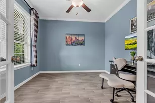 309 Lochvale Peak Ct, Montgomery, TX 77316 - Photo 5