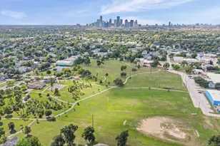 1201 Tabor St, Houston, TX 77009 - Photo 29