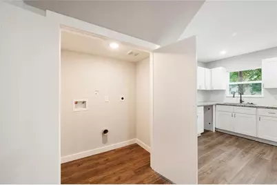 8215 Crestview Drive #A, Houston, TX 77028 - Photo 9