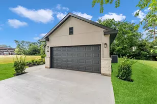 12425 Walden Rd, Montgomery, TX 77356 - Photo 3