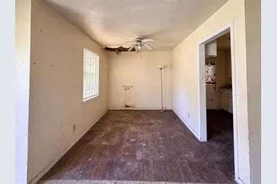 9236 Kelburn Drive, Houston, TX 77016 - Photo 3