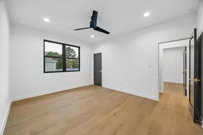 1527 Thornton Road, Houston, TX 77018 - Photo 21