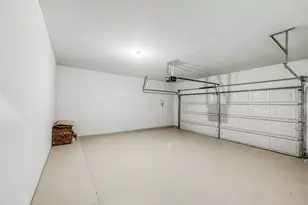 209 Cambria Green Ln, Katy, TX 77493 - Photo 9