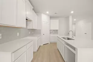 14427 Elmfield Ln, Conroe, TX 77303 - Photo 5