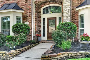 10111 Earlington Manor Dr, Spring, TX 77379 - Photo 3