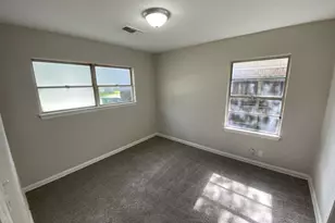 5810 Belmark St, Houston, TX 77033 - Photo 7