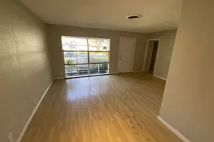 5810 Belmark St, Houston, TX 77033 - Photo 3