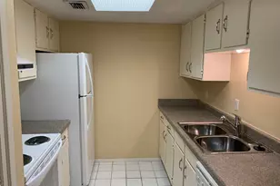 2230 S Piney Point Rd, Houston, TX 77063 - Photo 3