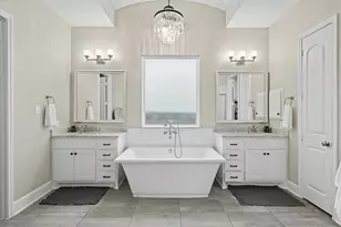 35 W Sawyer Ridge Dr, The Woodlands, TX 77389 - Photo 17