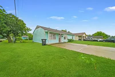 5003 Ridgeway Drive, Houston, TX 77033 - Photo 3