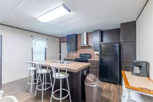 651 Hbr Pt Dr, Trinity, TX 75862 - Photo 27