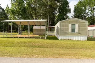 651 Hbr Pt Dr, Trinity, TX 75862 - Photo 5
