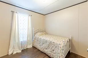 651 Hbr Pt Dr, Trinity, TX 75862 - Photo 39