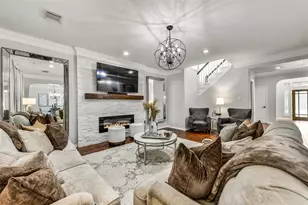 1011 Oak Park Ln, Friendswood, TX 77546 - Photo 9