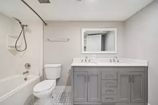 9602 Lawngate Dr, Houston, TX 77080 - Photo 13