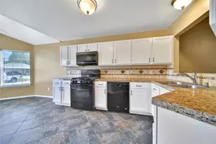 2310 Meandering Trail, Houston, TX 77339 - Photo 5