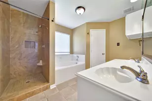 2310 Meandering Trail, Houston, TX 77339 - Photo 9