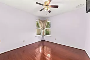 7723 Valera Ln, Houston, TX 77083 - Photo 17