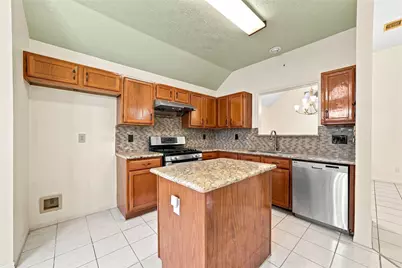 7723 Valera Lane, Houston, TX 77083 - Photo 9