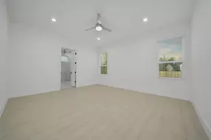 316 Louvenia Ct, Pinehurst, TX 77362 - Photo 11