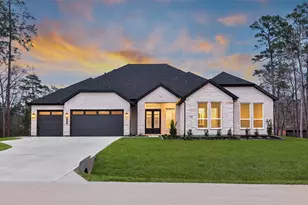 316 Louvenia Ct, Pinehurst, TX 77362 - Photo 1