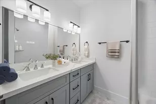 1834 W Tidwell Rd, Houston, TX 77091 - Photo 23