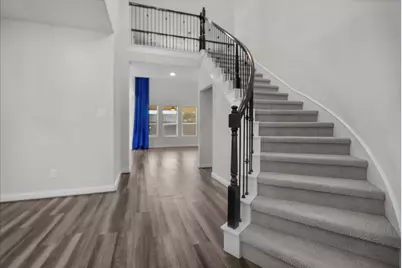 13814 Russell Court Court, Mont Belvieu, TX 77523 - Photo 5