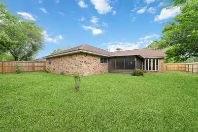 16303 Deer Lick Drive, Houston, TX 77090 - Photo 7
