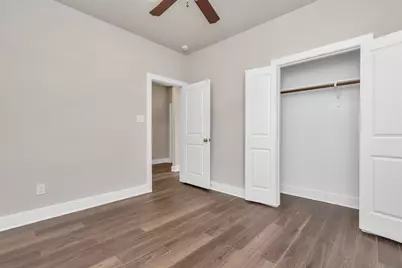 10523 Moon Valley Lane, Rosharon, TX 77583 - Photo 13