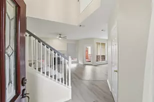 2110 Ridge Wood Ln, Sugar Land, TX 77479 - Photo 5