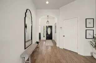 26867 Castlecliff Ln, Kingwood, TX 77339 - Photo 5