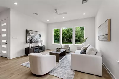 7532 La Salette St, Houston, TX 77021 - Photo 9