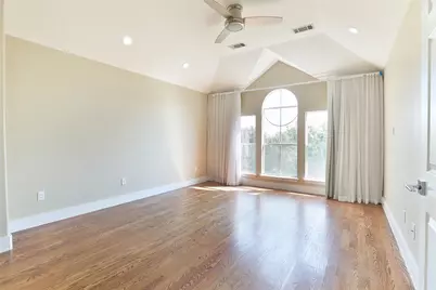 1743 French Village Drive, Houston, TX 77055 - Photo 3