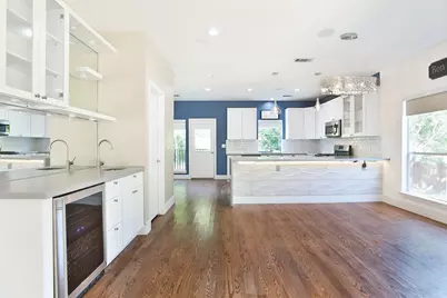 1743 French Village Drive, Houston, TX 77055 - Photo 11