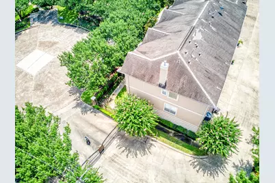 1743 French Village Drive, Houston, TX 77055 - Photo 45
