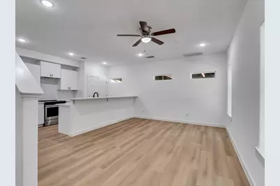 8306 De Priest, Houston, TX 77088 - Photo 5
