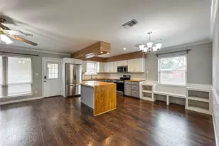 5208 Carmona Ln, Pearland, TX 77584 - Photo 3