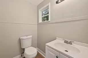 5833 Southlea St, Houston, TX 77033 - Photo 23