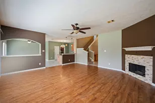 2931 Silver Landing Ln, Dickinson, TX 77539 - Photo 9