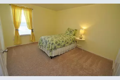 2931 Silver Landing Lane, Dickinson, TX 77539 - Photo 9