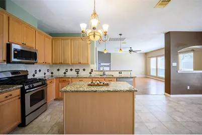2931 Silver Landing Lane, Dickinson, TX 77539 - Photo 13