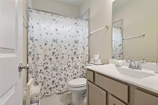 2009 Royal Landing Dr, Houston, TX 77045 - Photo 17