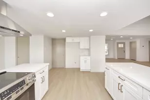 16207 Summer Wind Dr, Houston, TX 77090 - Photo 5