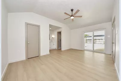 16207 Summer Wind Drive, Houston, TX 77090 - Photo 13