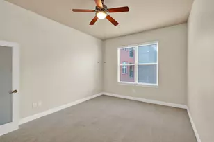 300 St Joseph Pkwy, Houston, TX 77002 - Photo 19
