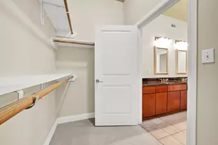 300 St Joseph Pkwy, Houston, TX 77002 - Photo 23
